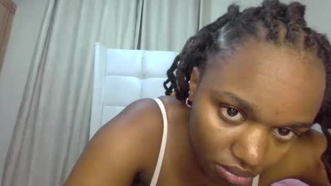 Snapshot of tannia004 chatting on 03.01.25 tania online show from 03.01.25