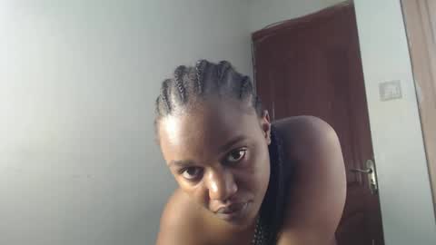 tania online show from 10.25.25