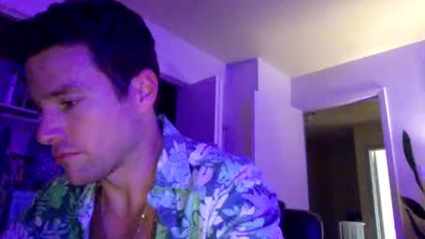 Snapshot of tantrichealing chatting on 12.24.24 Dr. Love online show from 12.24.24