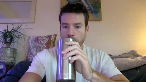 Snapshot of tantrichealing chatting on 12.27.24 Dr. Love online show from 12.27.24