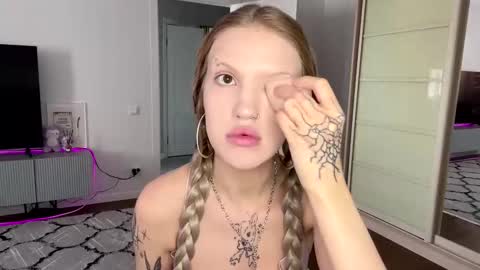 Alisa online show from 02.04.26