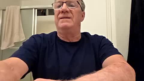 Snapshot of tapper1211 chatting on 06.11.26 tapper1211 online show from 06.11.26