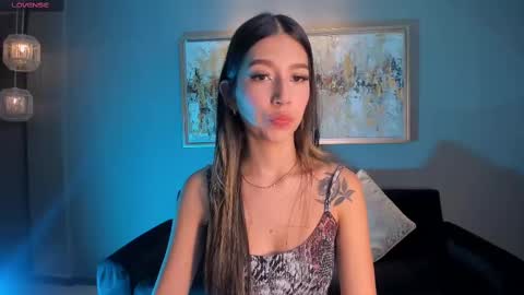 Tara Lawrence online show from 10.07.25