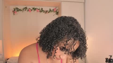  T A R A  online show from 09.30.25