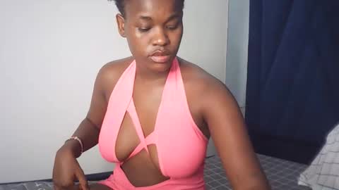 tashababy1 online show from 10.31.25