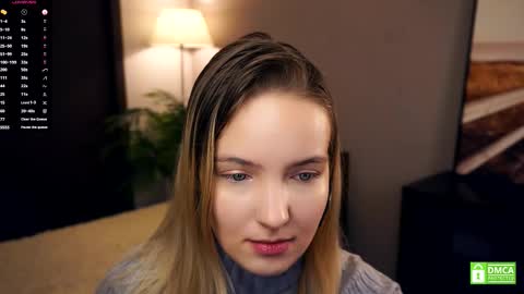 Snapshot of tashinapetitto chatting on 10.08.25 Your Ressie online show from 10.08.25