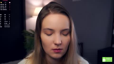 Snapshot of tashinapetitto chatting on 10.14.25 Your Ressie online show from 10.14.25