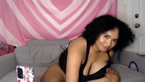 Tastee Kitty online show from 01.06.25