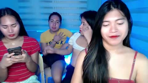 Snapshot of tasteofinnocent69 chatting on 01.10.25 online show from 01.10.25