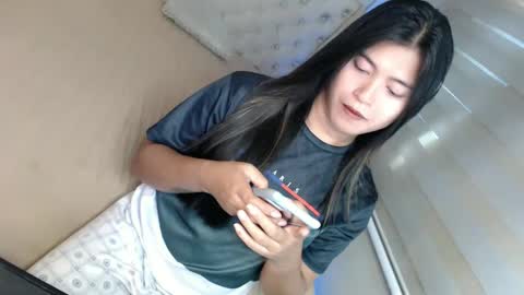 Snapshot of tasteofinnocent69 chatting on 02.11.25 online show from 02.11.25