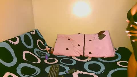 tastie_t online show from 10.28.25