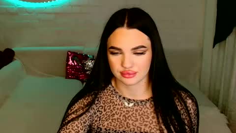 tasty_babyy online show from 12.18.24