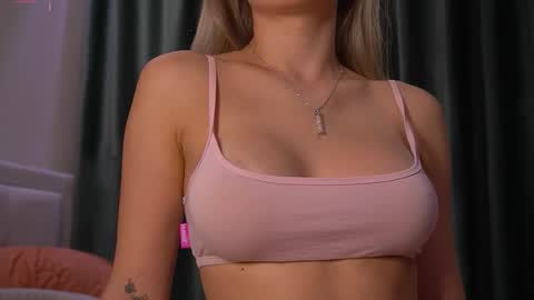 Im Sabrina NEXT LIVE  Tuesday online show from 10.06.25