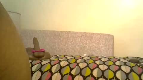 Zuri online show from 10.06.25