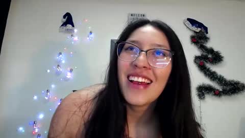 Snapshot of tatiana_ninfomaniaca chatting on 12.24.24 tatiana online show from 12.24.24