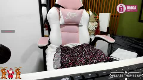 i am tatiana  online show from 12.15.24