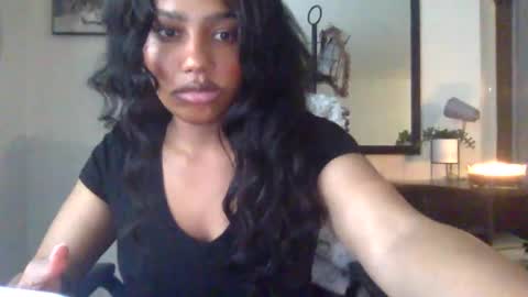 Tatianna Marie online show from 12.19.24