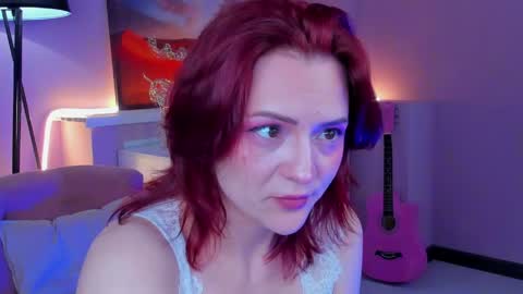 Snapshot of taticamomile chatting on 03.31.26 Tatica online show from 03.31.26