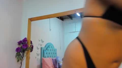 Snapshot of tattaonix chatting on 10.12.25 Tattaonix online show from 10.12.25