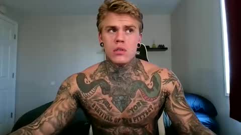 Snapshot of tatteddaddy9000 chatting on 09.22.25 D-Man online show from 09.22.25