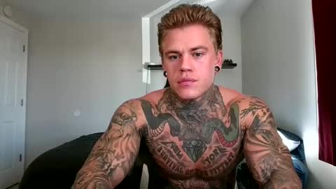 Snapshot of tatteddaddy9000 chatting on 09.29.25 D-Man online show from 09.29.25