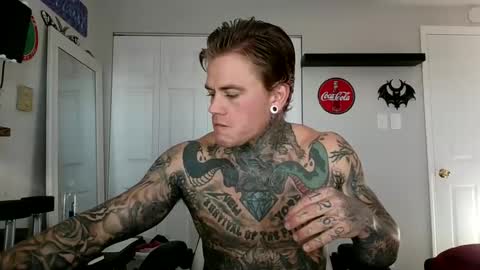 Snapshot of tatteddaddy9000 chatting on 10.09.25 D-Man online show from 10.09.25