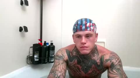 Snapshot of tatteddaddy9000 chatting on 10.10.25 D-Man online show from 10.10.25