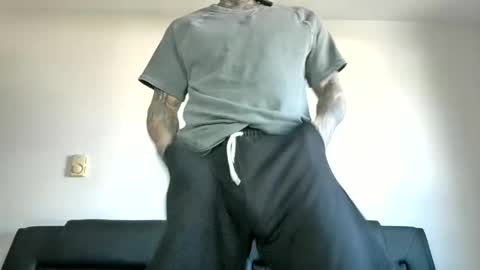 Snapshot of tatteddaddy9000 chatting on 10.28.25 D-Man online show from 10.28.25