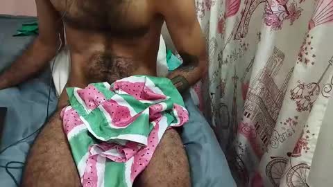 Snapshot of tatto_destroyer chatting on 10.10.25 Fernando online show from 10.10.25