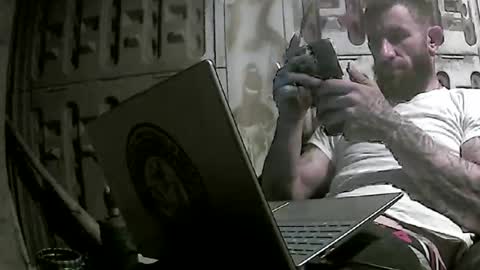 Snapshot of tattoo3333 chatting on 03.12.25 tattoo3333 online show from 03.12.25