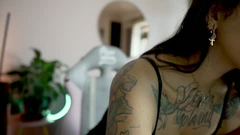 Nathalie Hardy  online show from 10.03.25