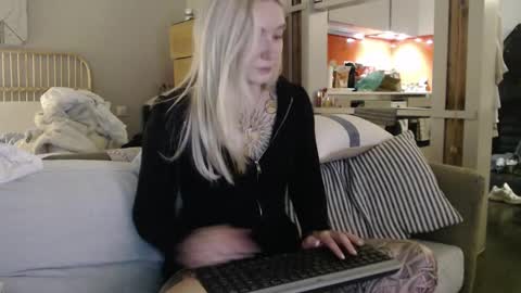 tattoobbgirl online show from 03.04.25