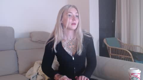 tattoobbgirl online show from 12.04.25