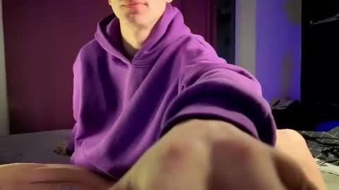 Alex but u can call me Theo online show from 12.17.25