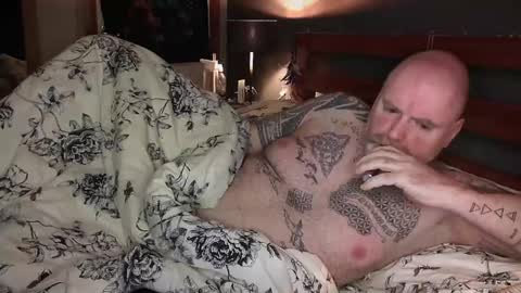 Tattooeddilf 01 online show from 12.12.24