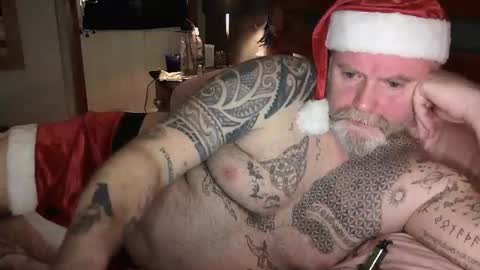 Tattooeddilf 01 online show from 12.22.24