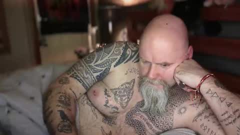 Tattooeddilf 01 online show from 12.16.25
