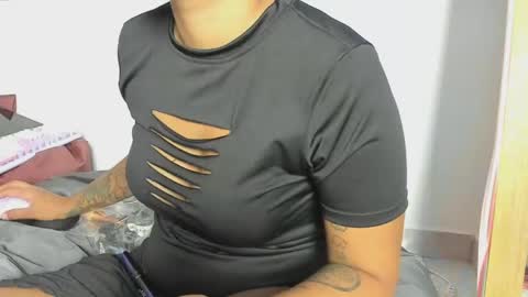 Snapshot of taty_gomez_ chatting on 04.27.26 Tatiana Gomez online show from 04.27.26