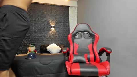  T A U R U S  online show from 11.30.25