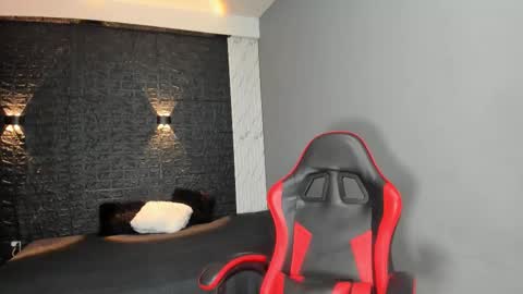  T A U R U S  online show from 01.17.26