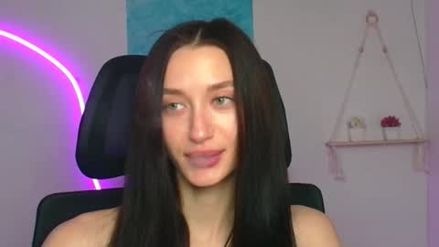 Taya online show from 04.20.26