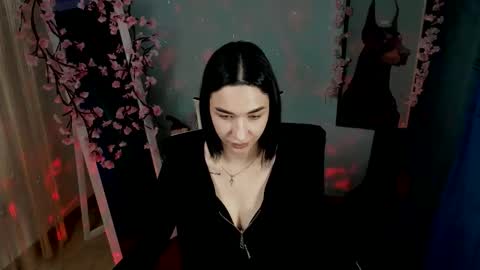 Snapshot of tayla_candy chatting on 12.21.25 Tayla online show from 12.21.25