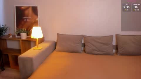 Snapshot of taylaa_luxe chatting on 10.21.25 Taylalalala online show from 10.21.25