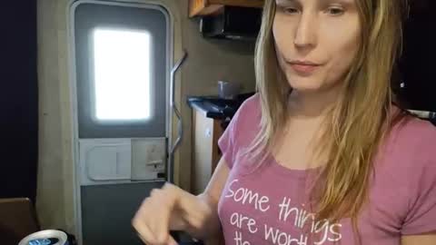 taylafox online show from 01.31.25