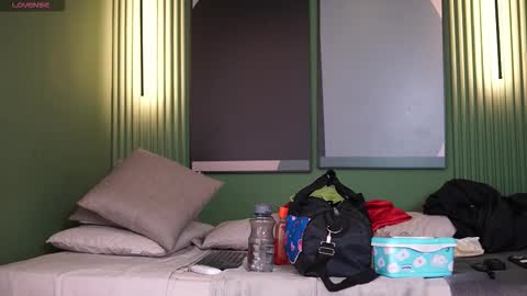 Teylor  Kim online show from 10.02.25