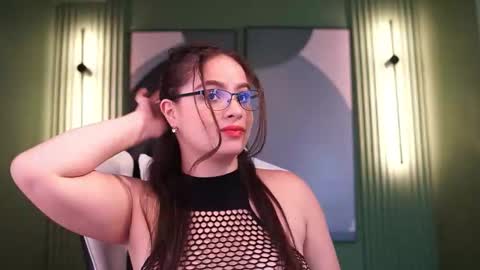 Teylor  Kim online show from 10.09.25