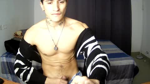 independent model online show from 05.30.26