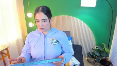 Snapshot of taylor_bennet chatting on 09.26.25 Taylor Bennet online show from 09.26.25