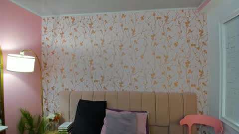 Taylor Bennet online show from 02.01.26