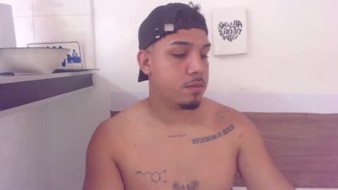 taylor_collins_2 online show from 10.11.25